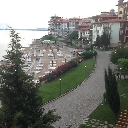 Apartment Garden Of Eden Privat Apartament Diana *