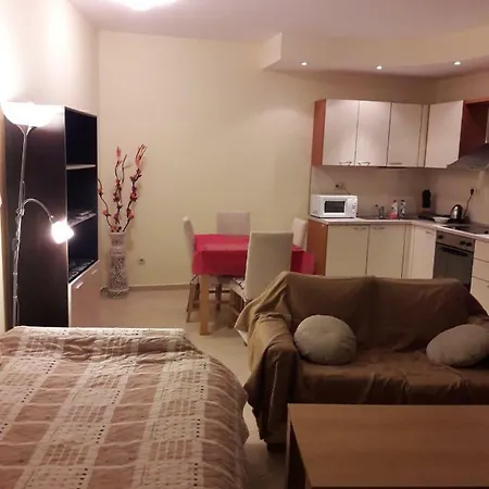 Garden Of Eden Privat Apartament Diana